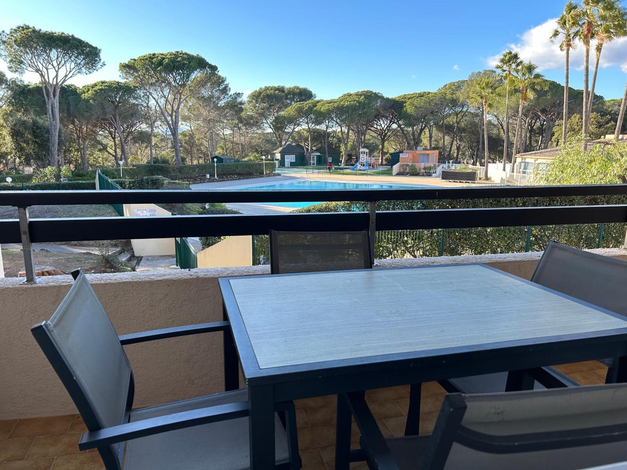 Domaine Valescure Appartement 1 Ou 2 Pieces Vue Jardin Ou Piscine Saint-Raphael  Ngoại thất bức ảnh